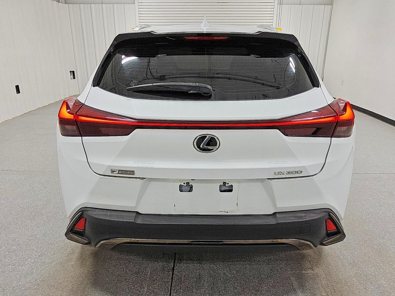 2019 LEXUS