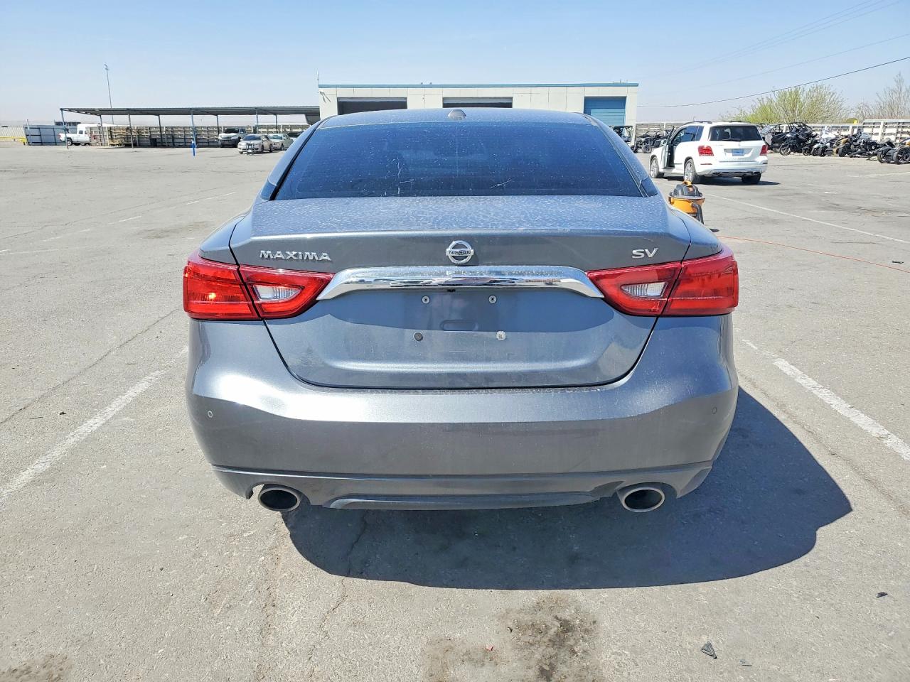 2018 NISSAN MAXIMA