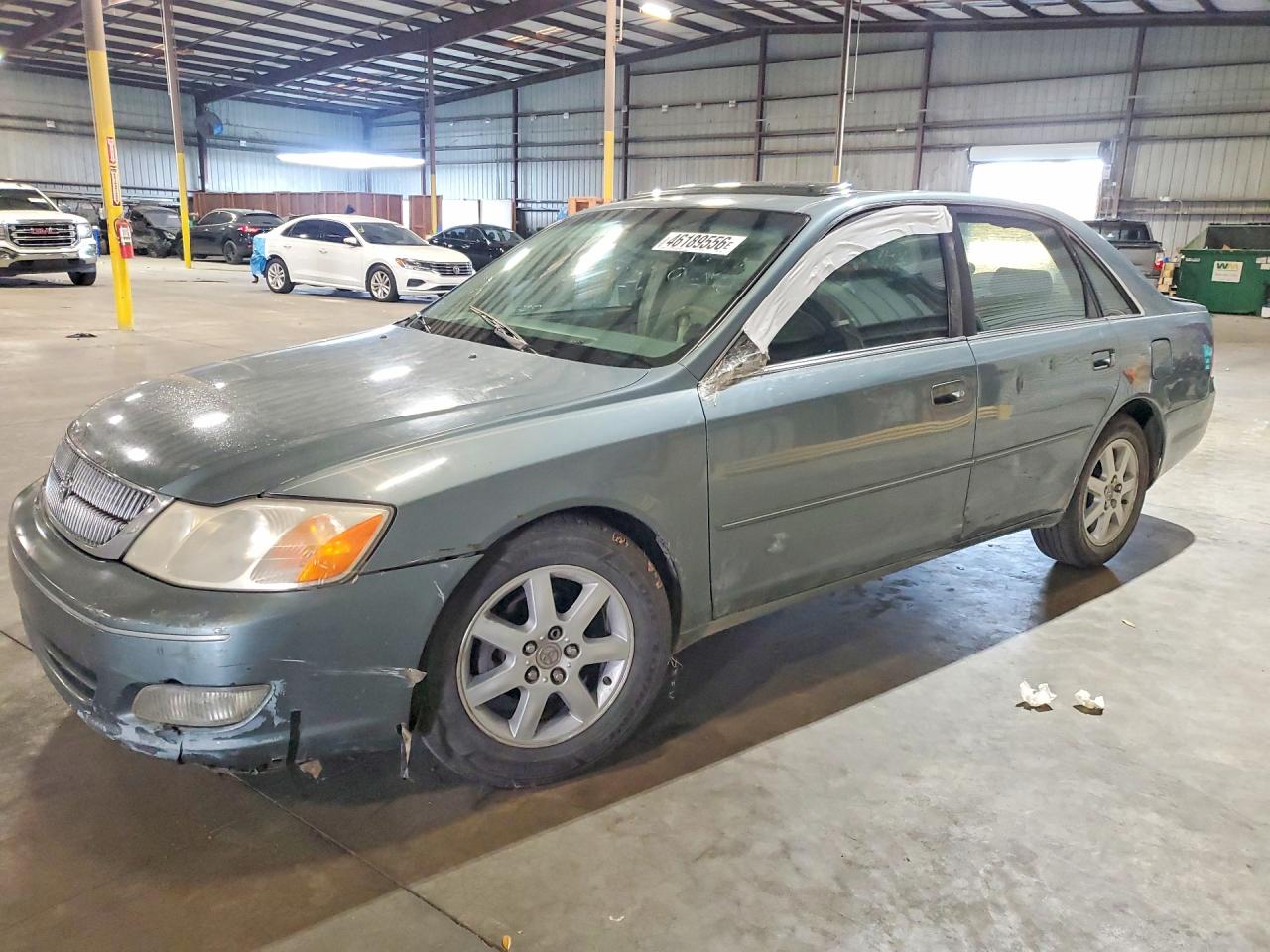 2001 TOYOTA AVALON