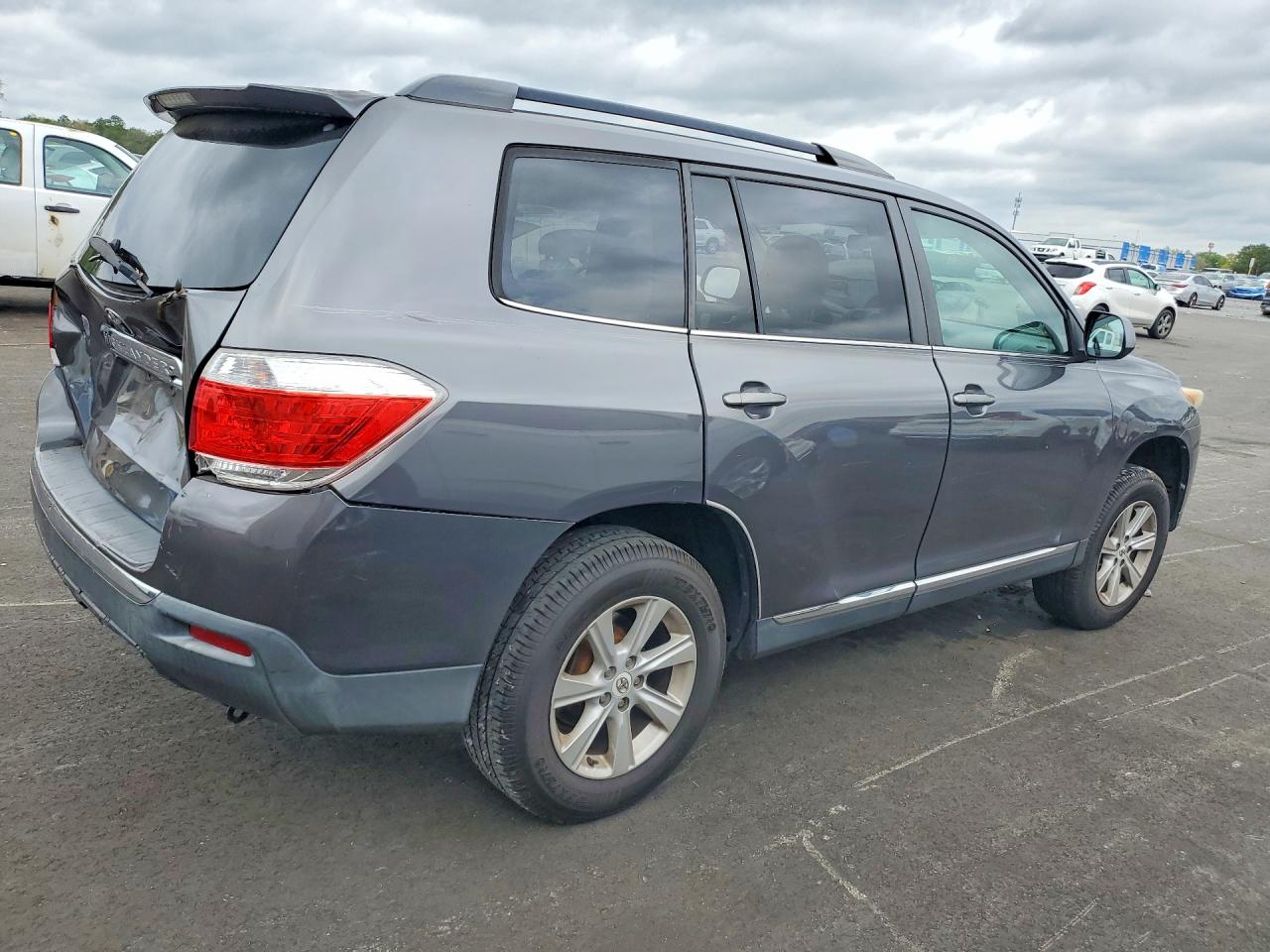 2012 TOYOTA HIGHLANDER