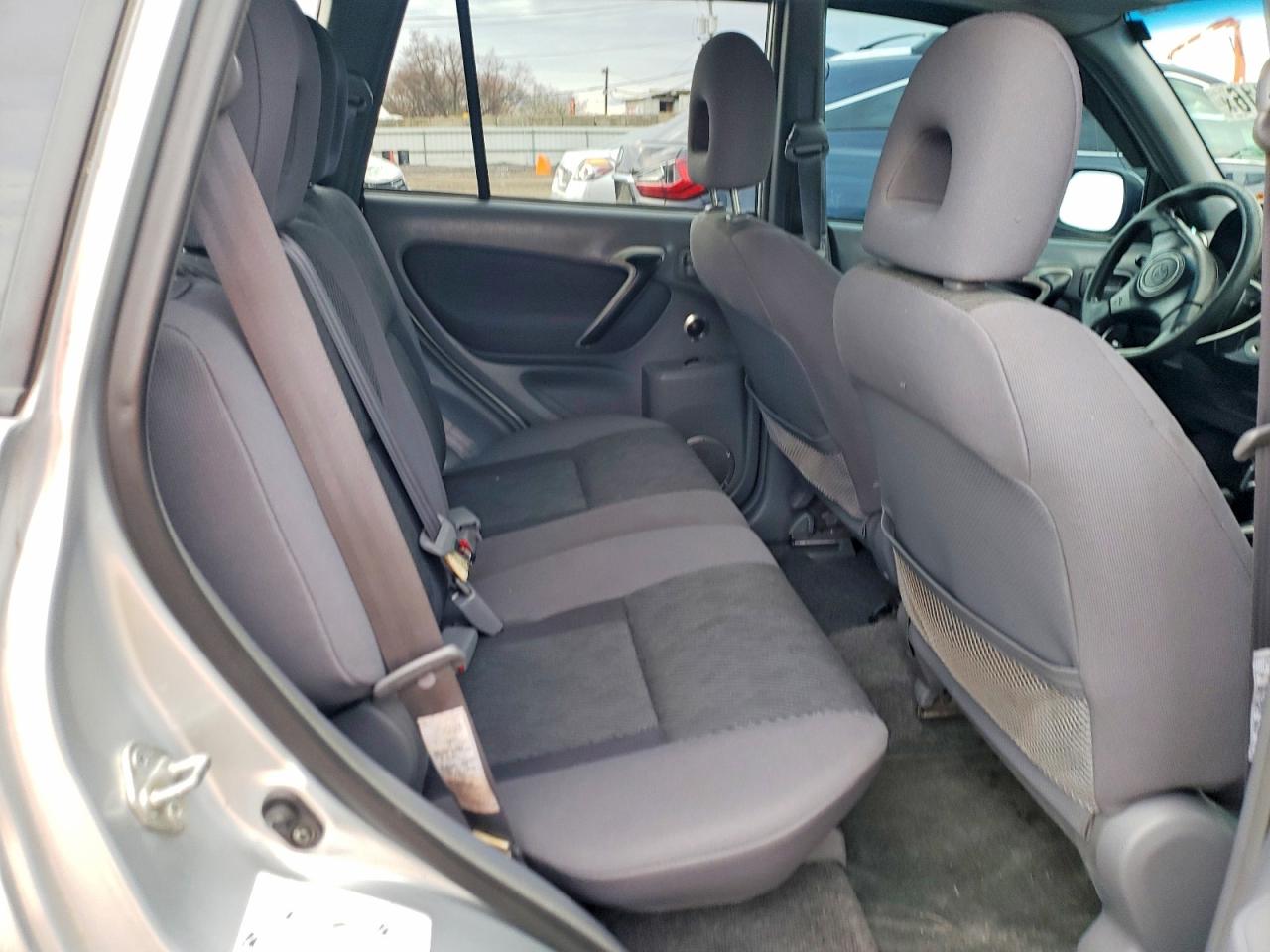 2001 TOYOTA RAV4