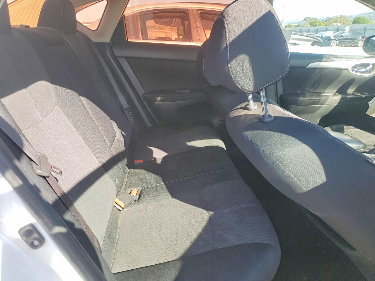 2015 NISSAN SENTRA