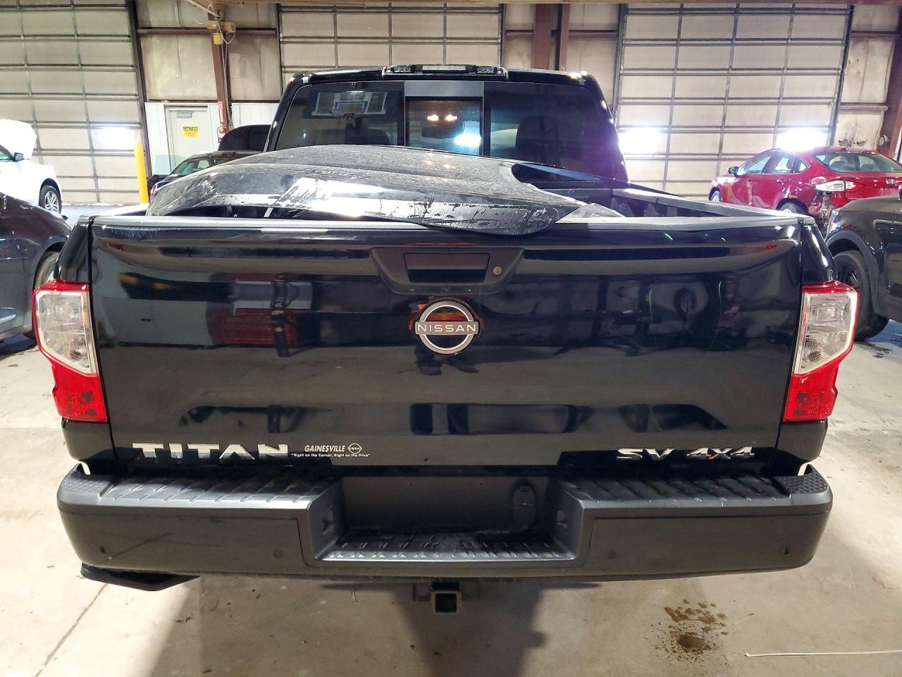 2024 NISSAN TITAN