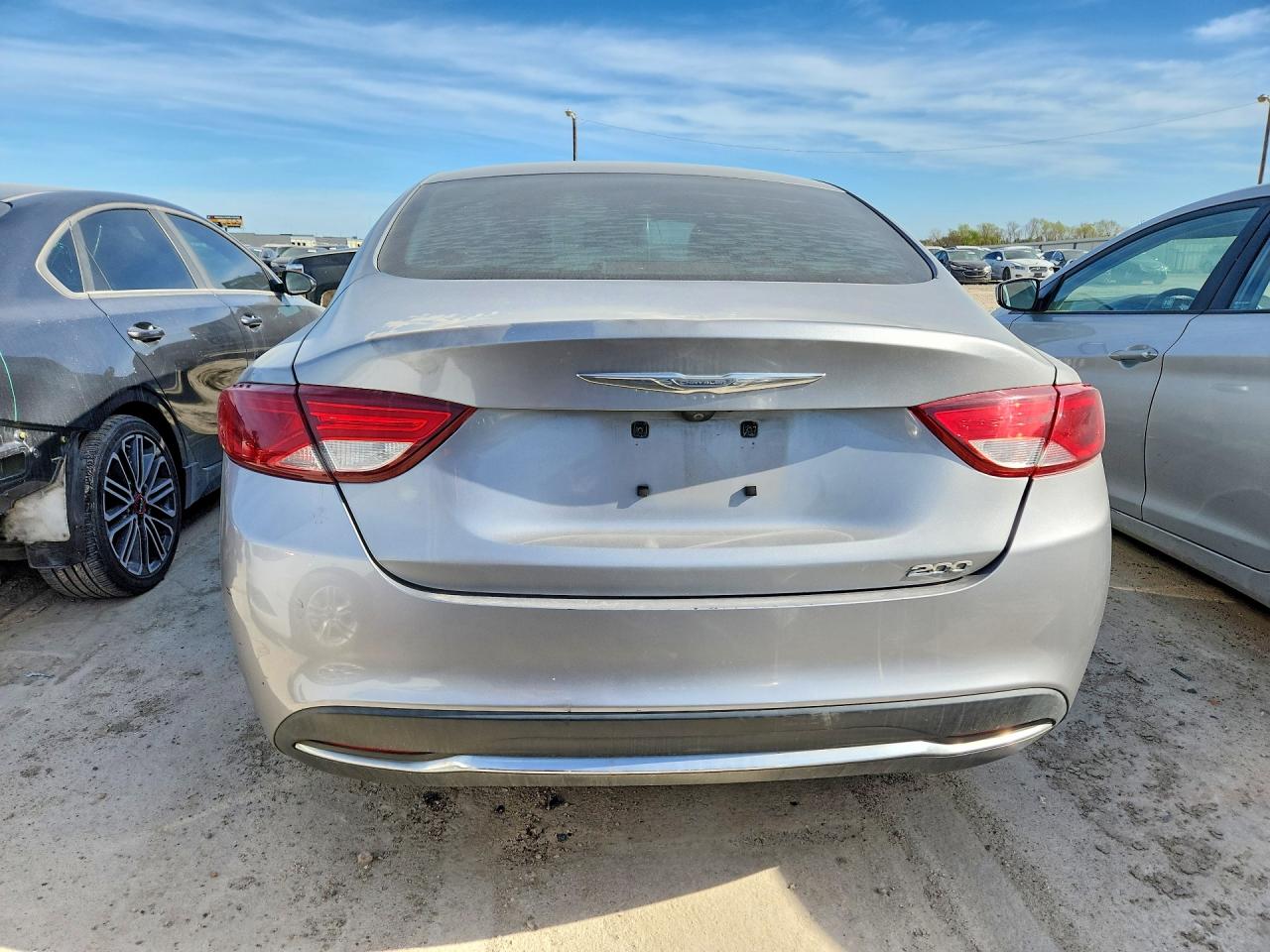 2016 CHRYSLER 200