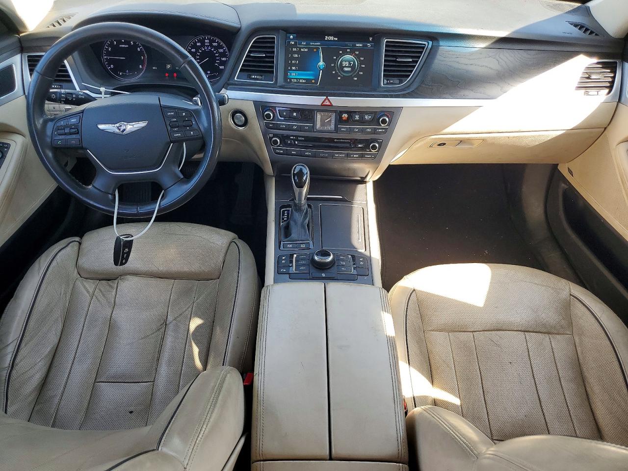 2016 HYUNDAI GENESIS