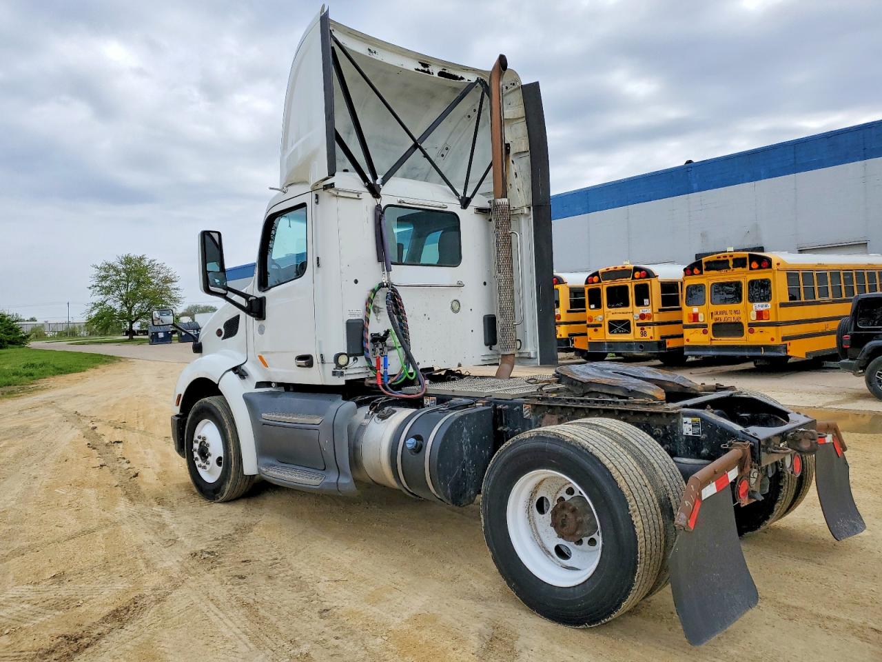 2017 PETERBILT ALL OTHER
