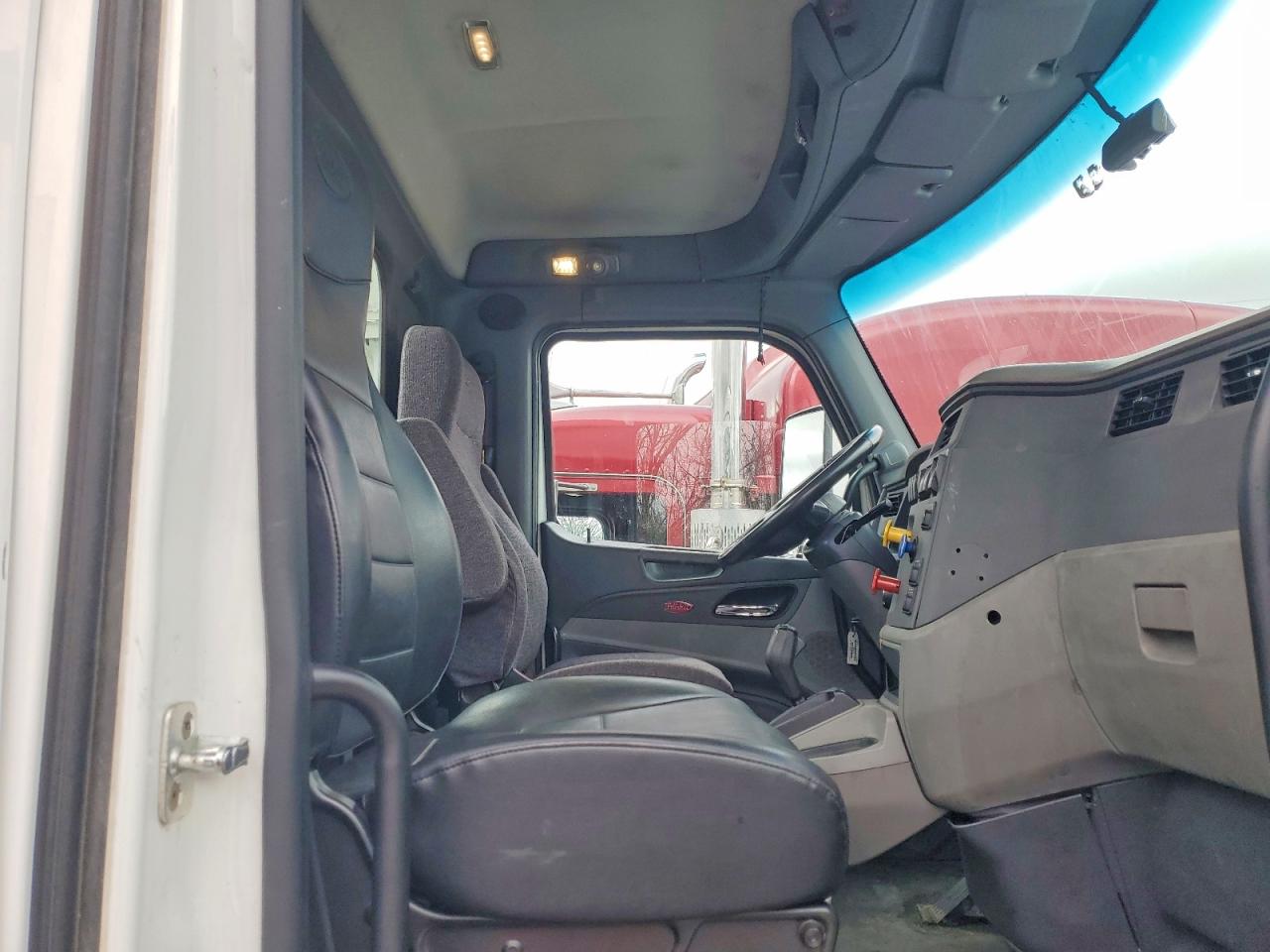 2016 PETERBILT ALL OTHER
