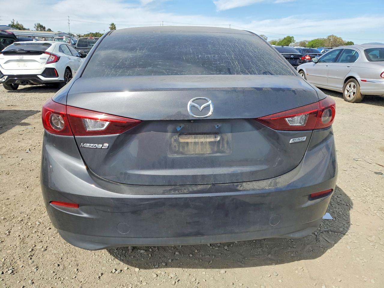 2016 MAZDA 3