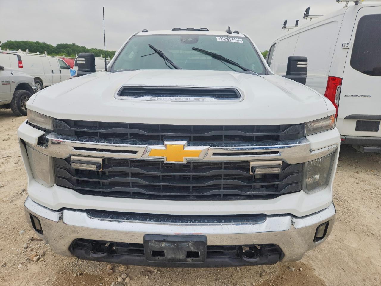 2024 CHEVROLET SILVERADO