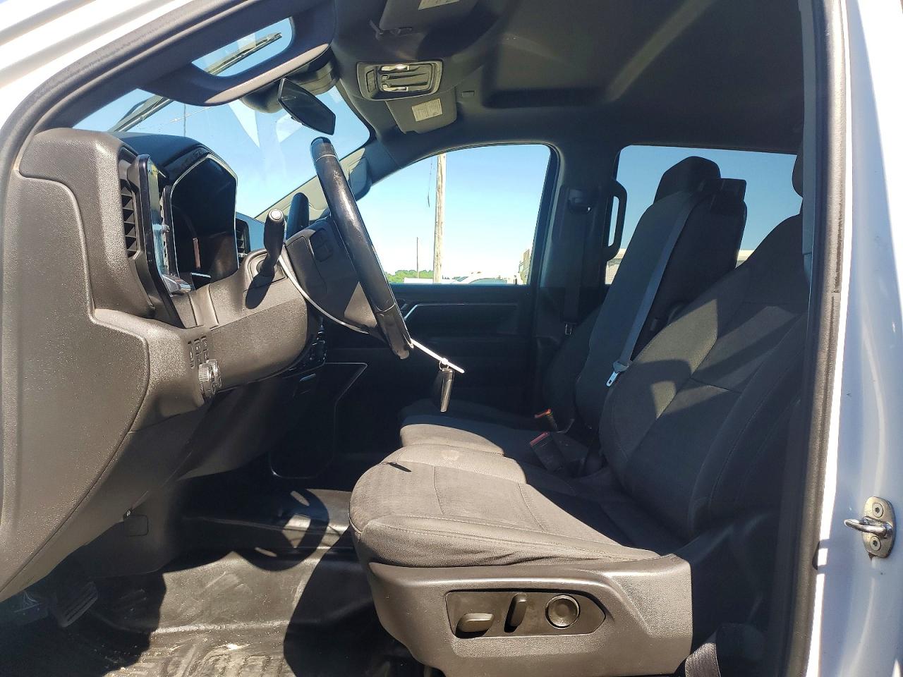 2024 CHEVROLET SILVERADO