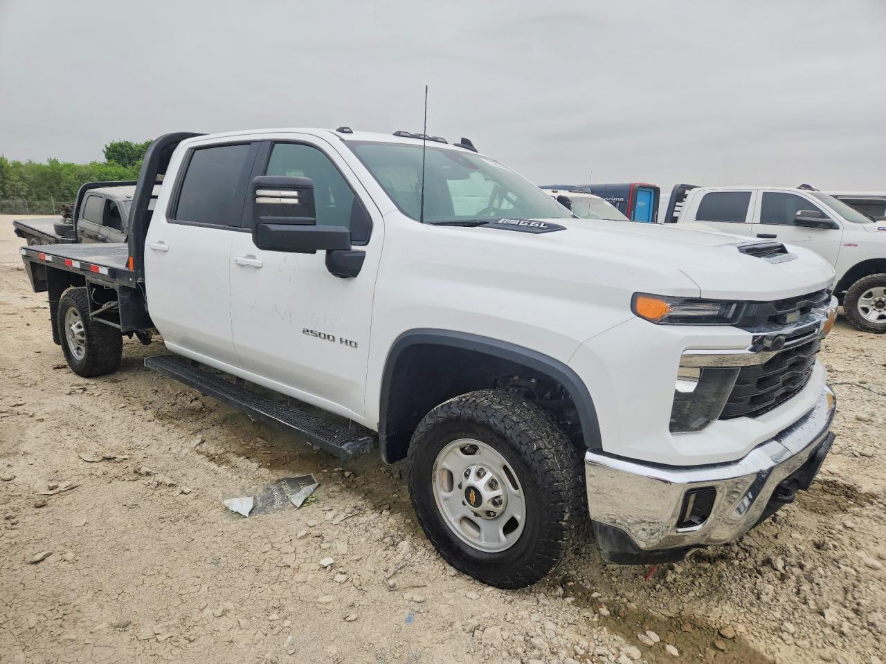 2024 CHEVROLET SILVERADO