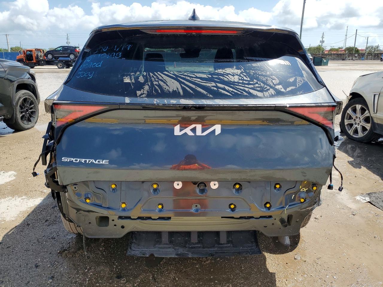 2024 KIA SPORTAGE