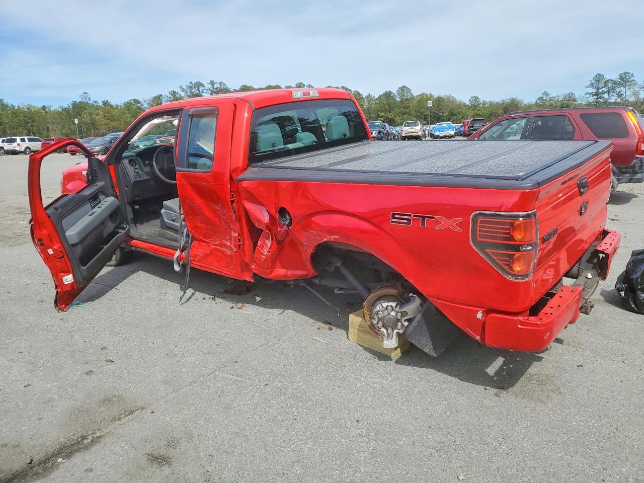 2013 FORD F150