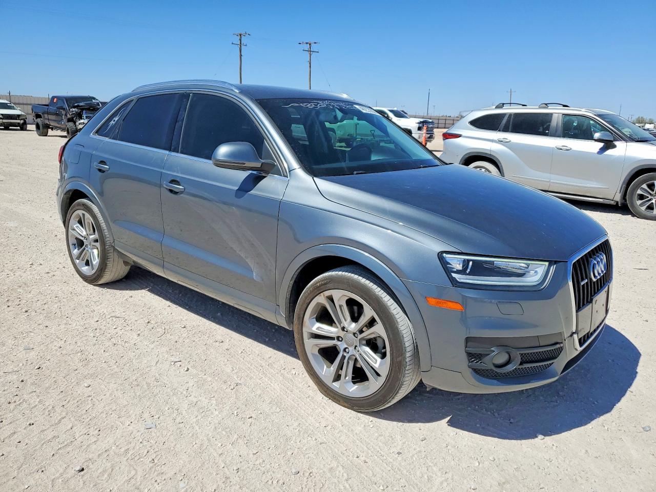 2015 AUDI Q3