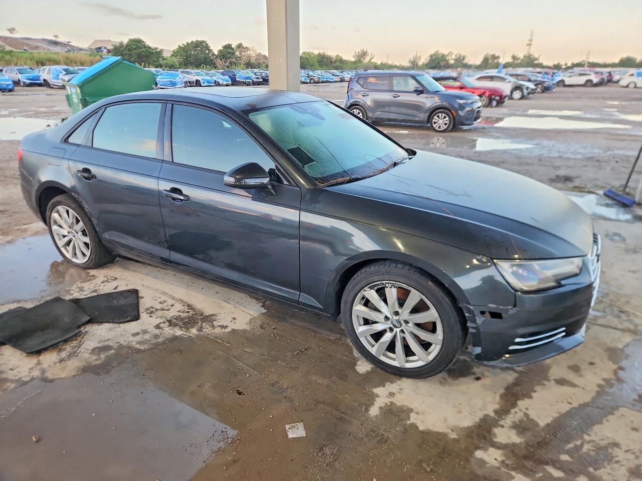 2017 AUDI A4