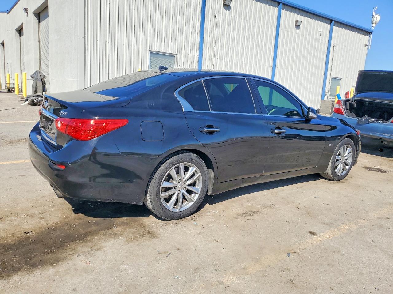 2017 INFINITI Q50
