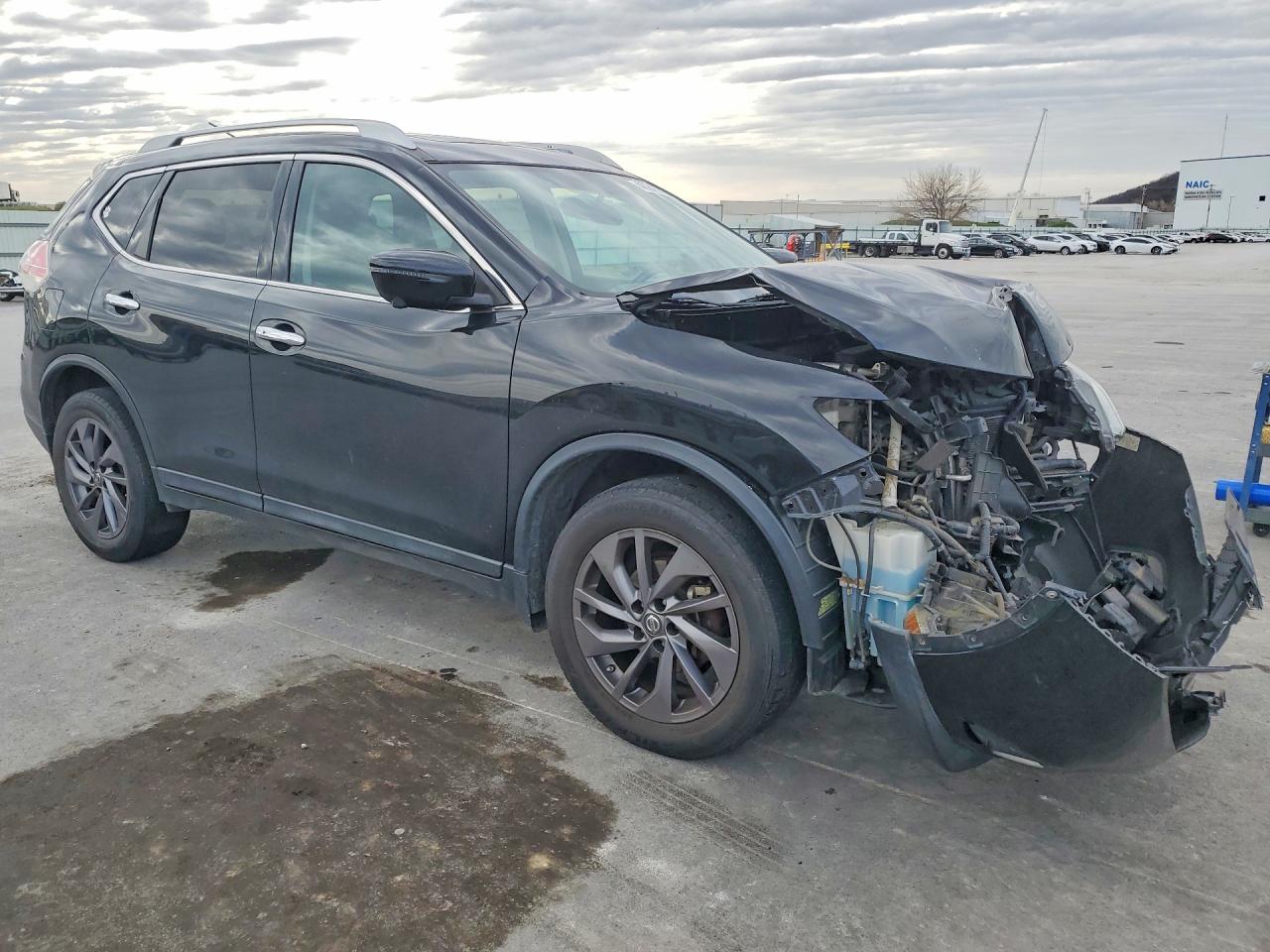 2016 NISSAN ROGUE