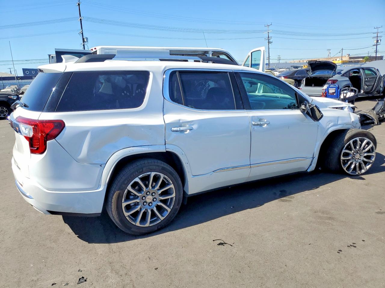 2023 GMC ACADIA DEN