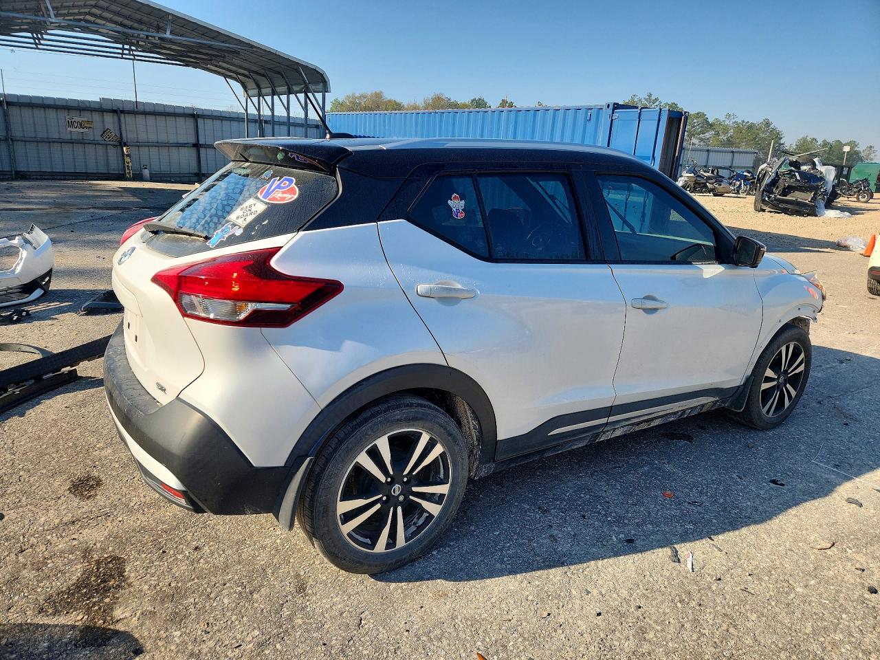 2018 NISSAN KICKS