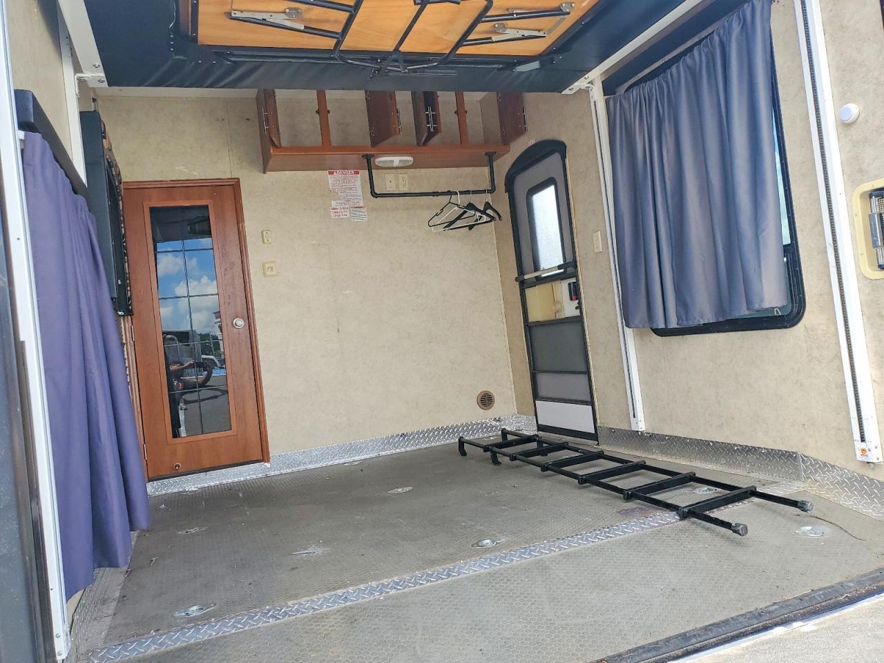 2012 KYRV TRAILER
