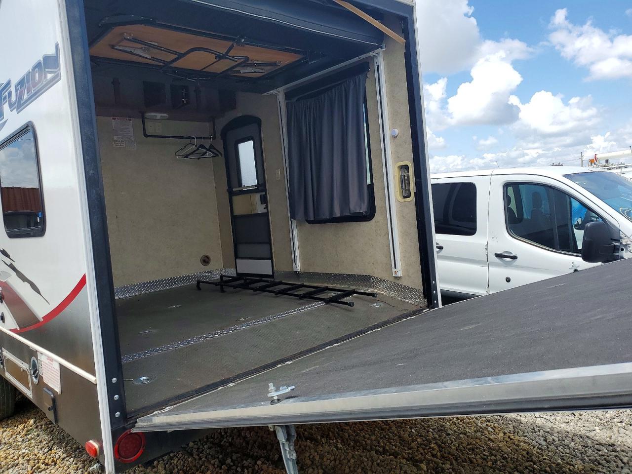 2012 KYRV TRAILER