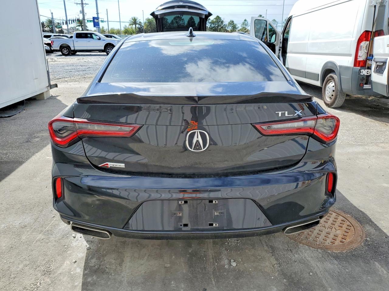 2023 ACURA TLX