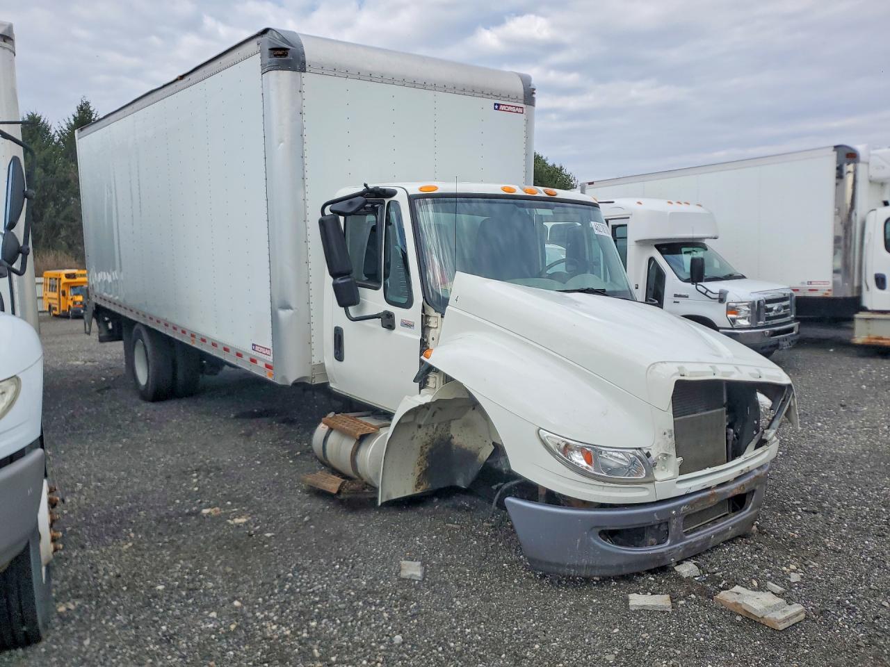 2018 INTERNATIONAL 4000 SERIE