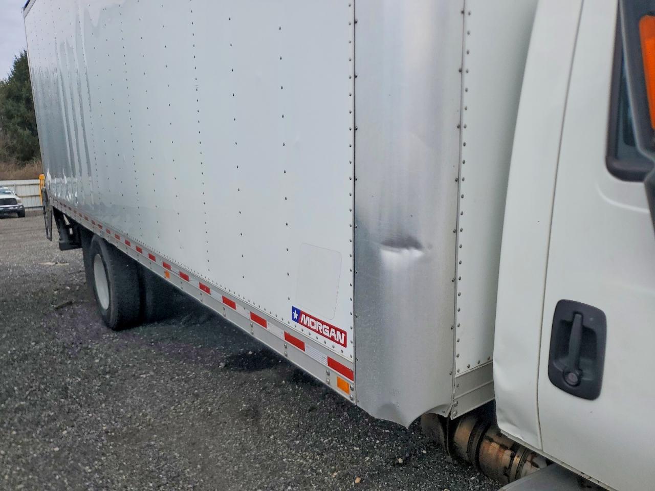 2018 INTERNATIONAL 4000 SERIE
