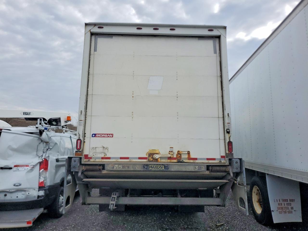 2018 INTERNATIONAL 4000 SERIE