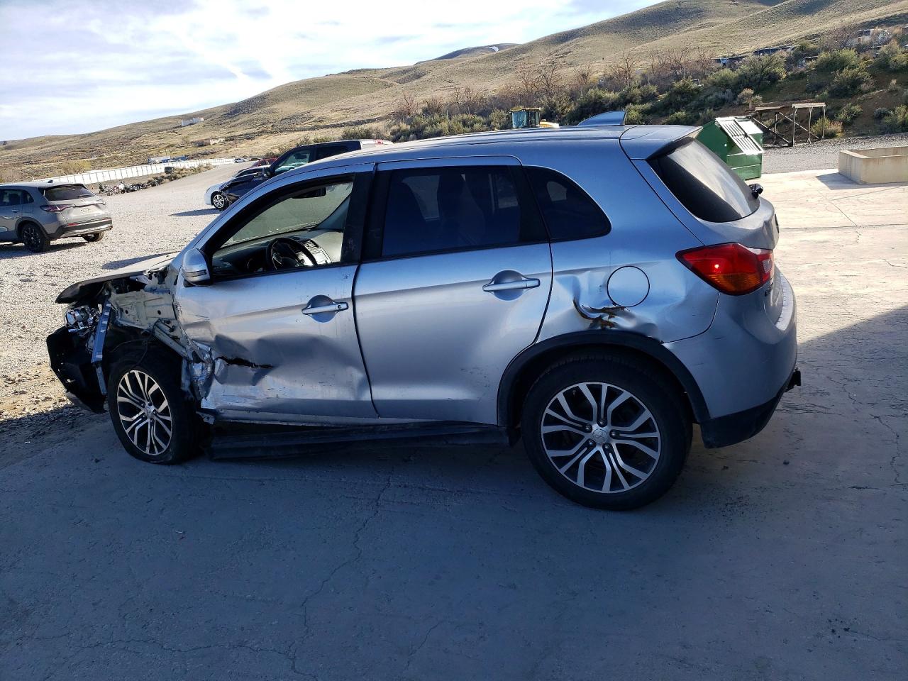 2017 MITSUBISHI OUTLANDER
