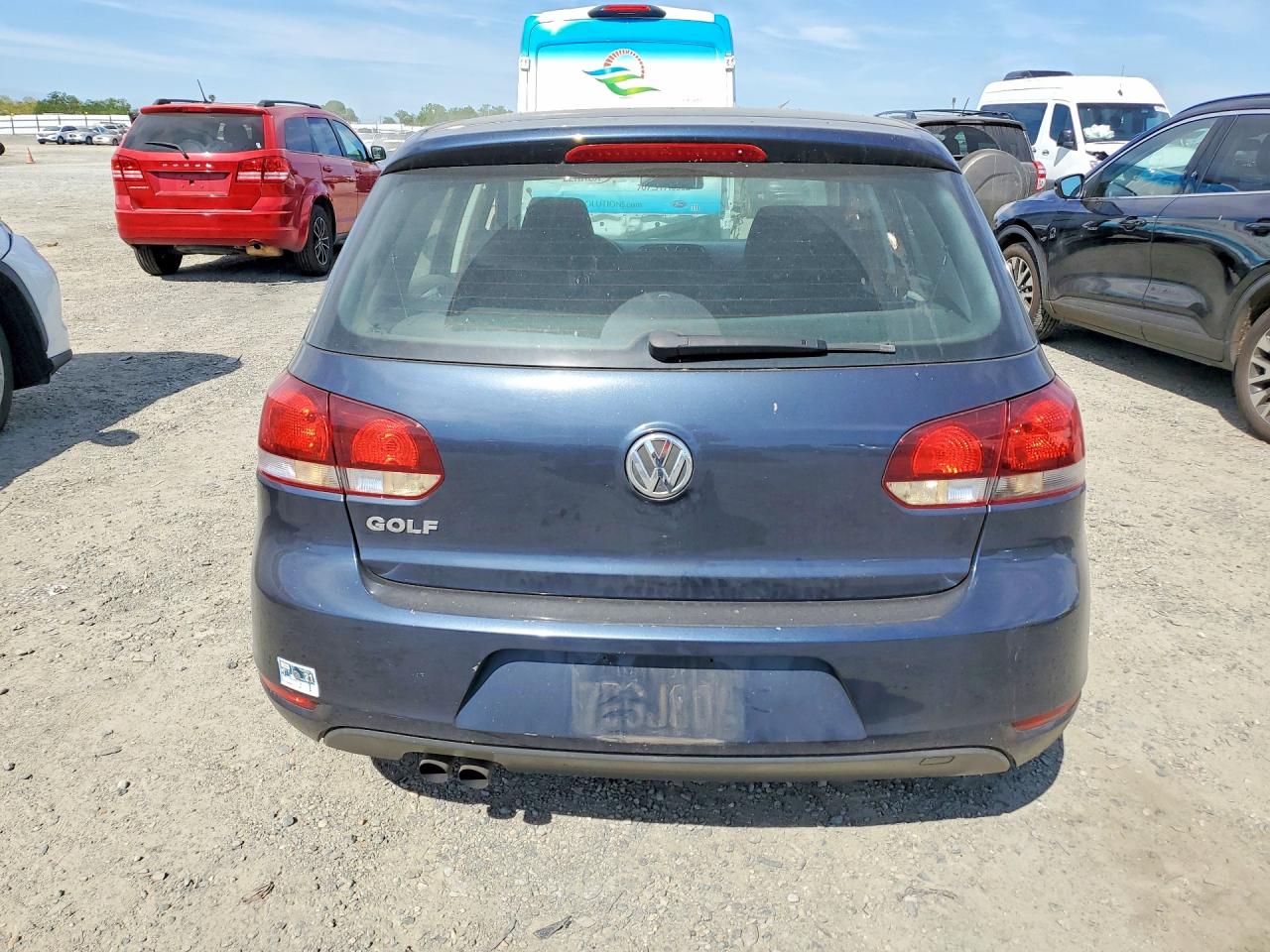 2013 VOLKSWAGEN GOLF