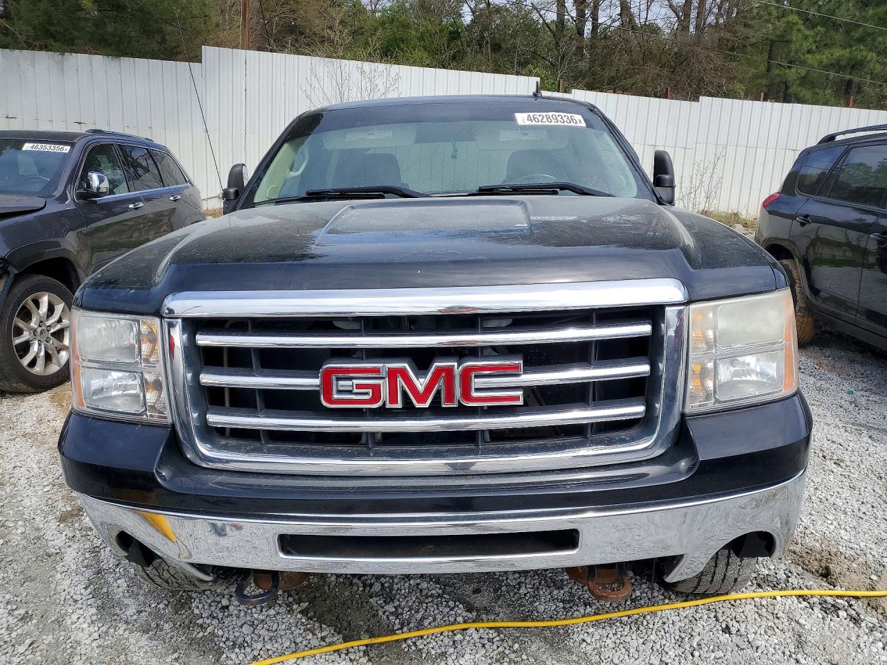 2013 GMC SIERRA