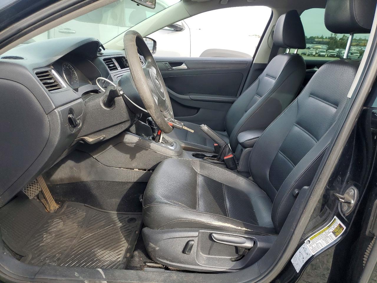 2014 VOLKSWAGEN JETTA