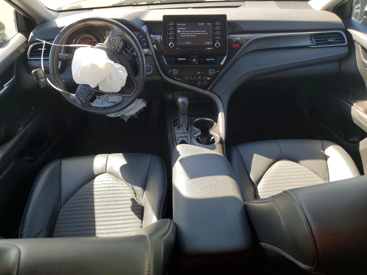 2022 TOYOTA CAMRY SOLA