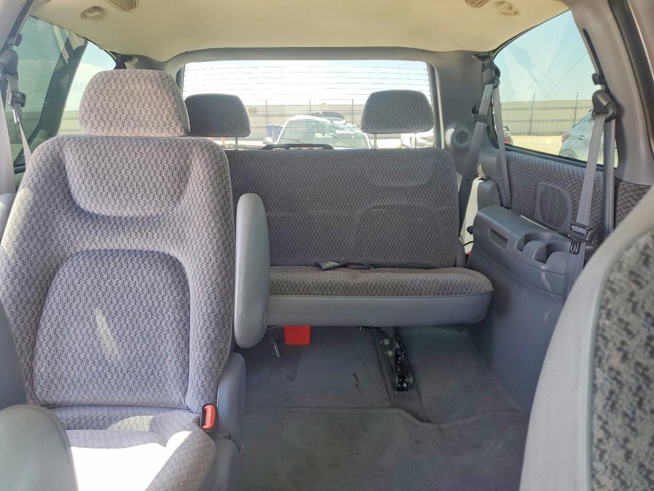 2000 DODGE CARAVAN