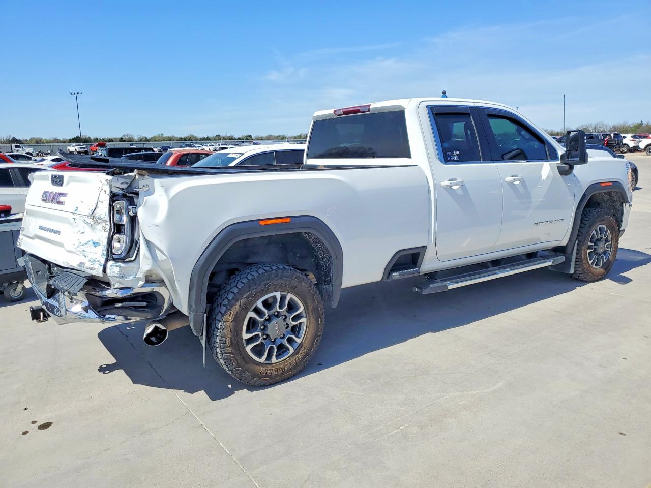2022 GMC SIERRA