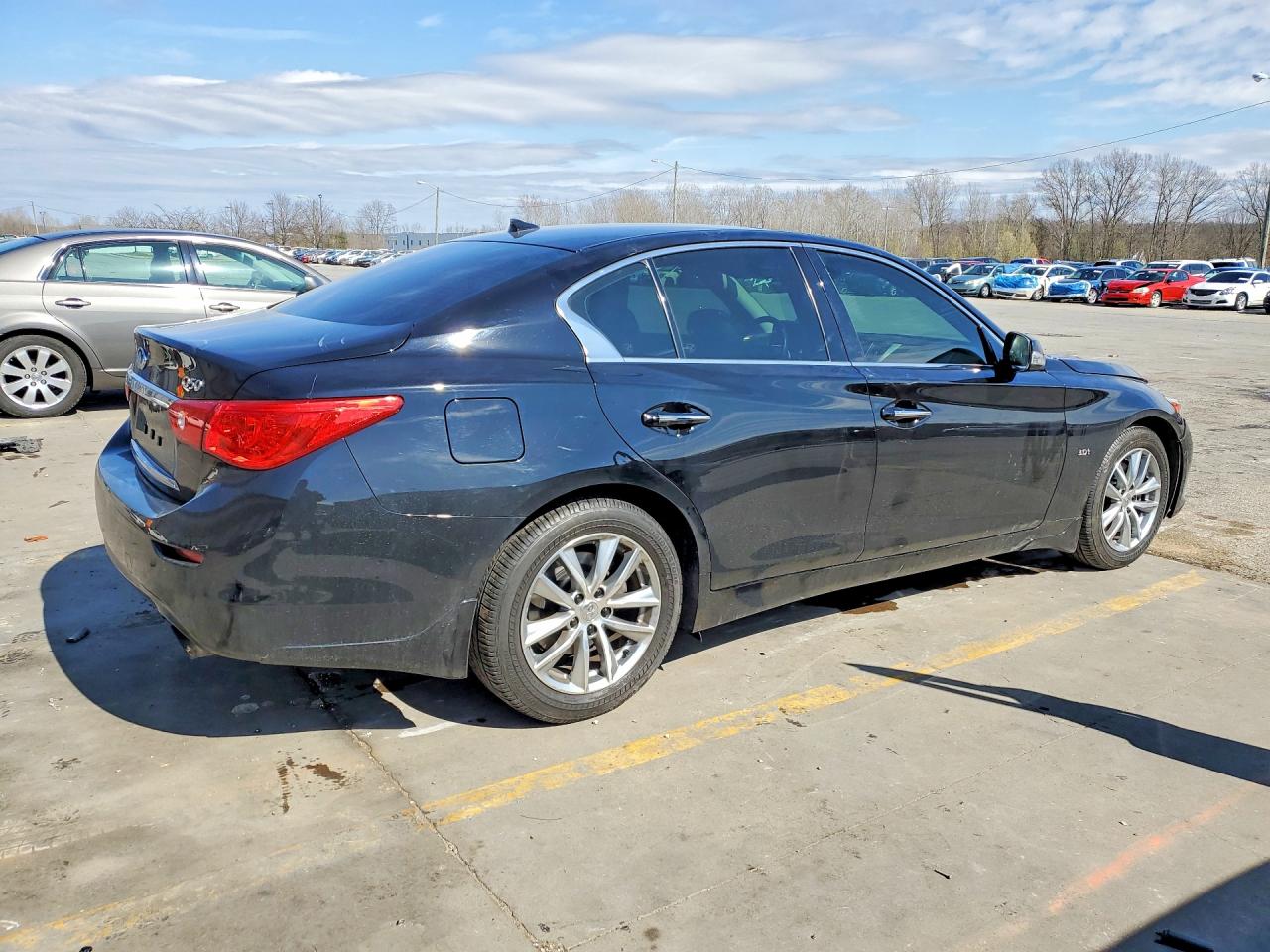 2017 INFINITI Q50