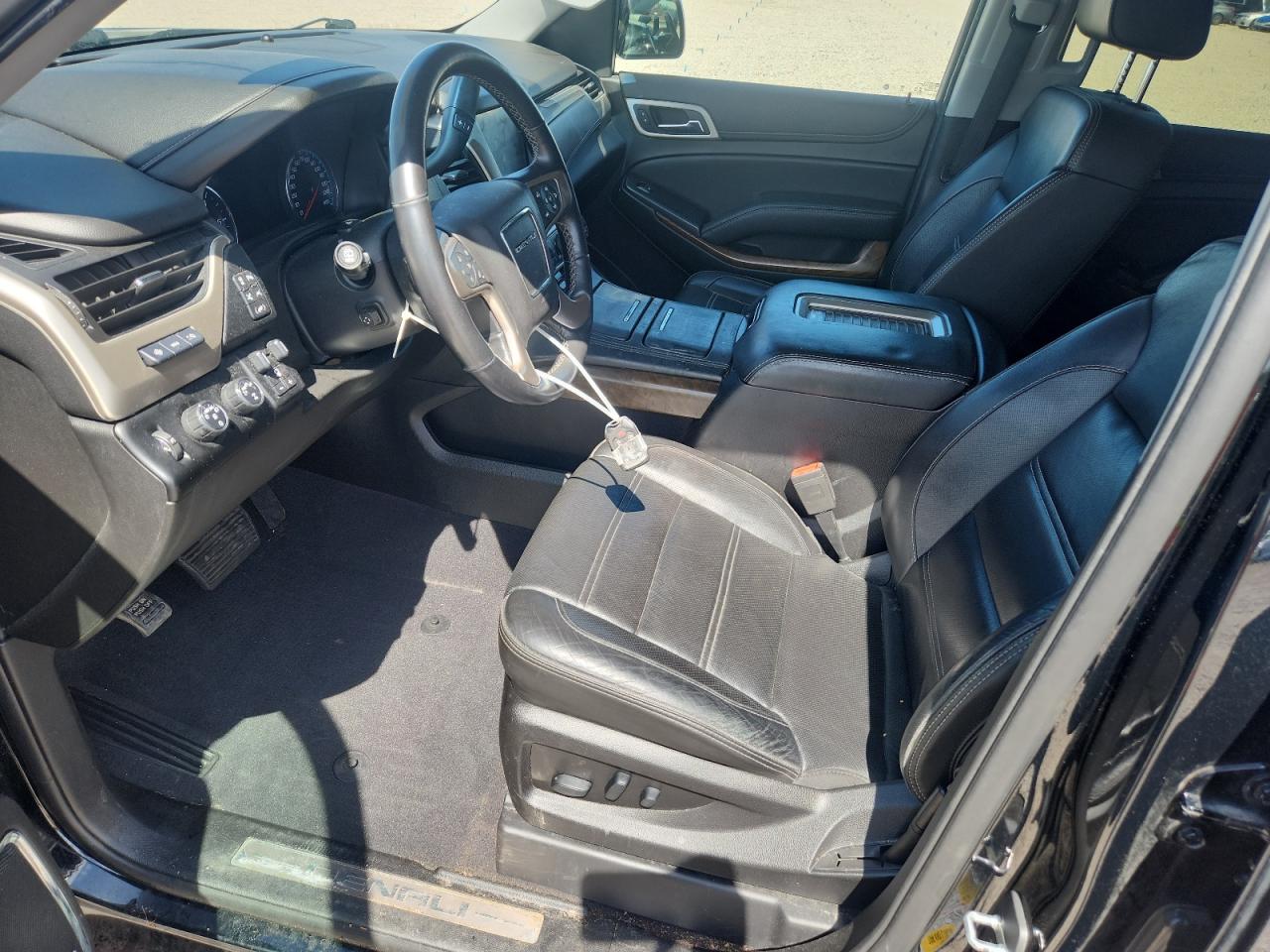 2019 GMC YUKON