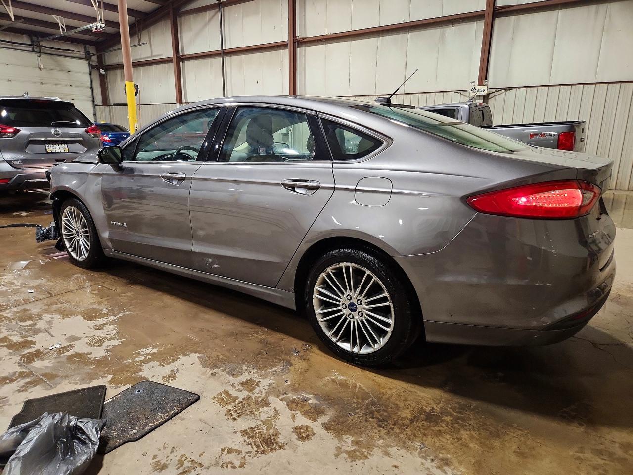2014 FORD FUSION