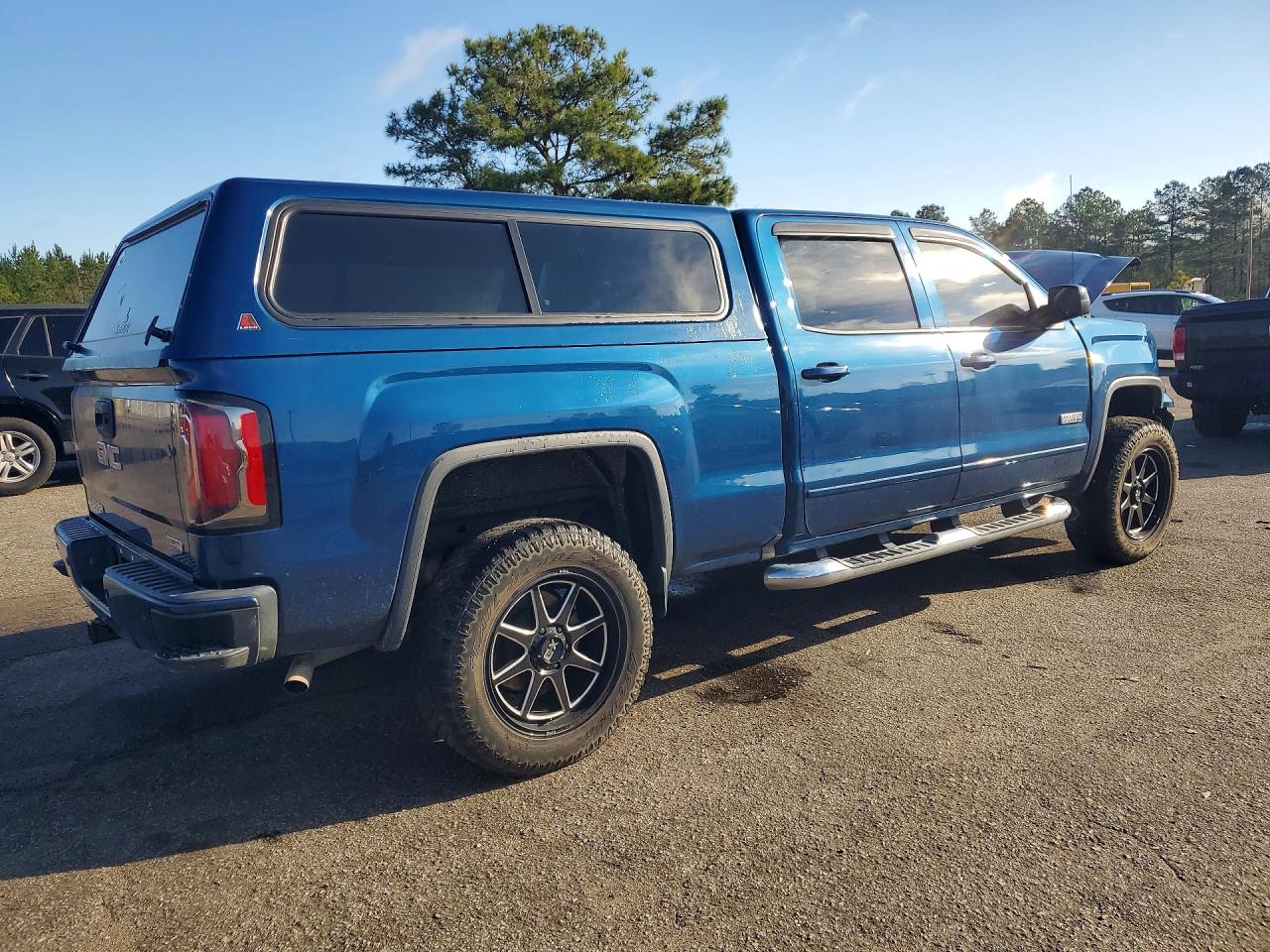 2017 GMC SIERRA