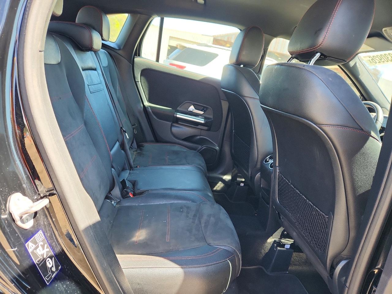 2021 MERCEDES-BENZ GLA-CLASS