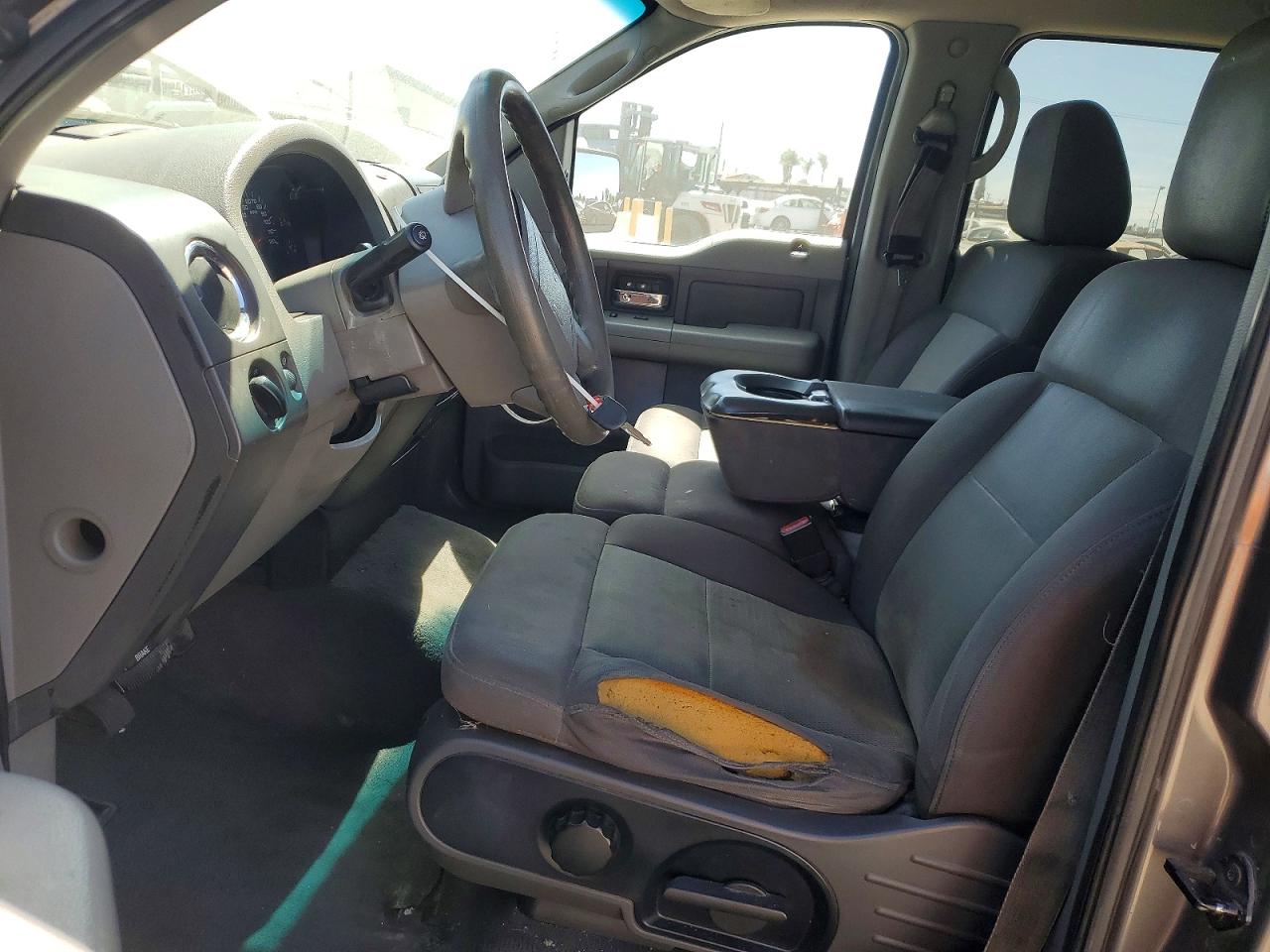 2004 FORD F150