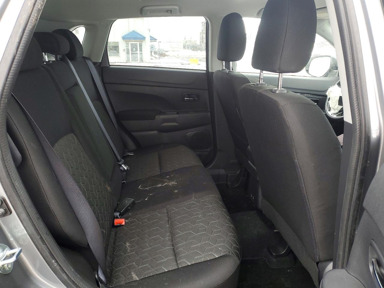 2026 MITSUBISHI OUTLANDER