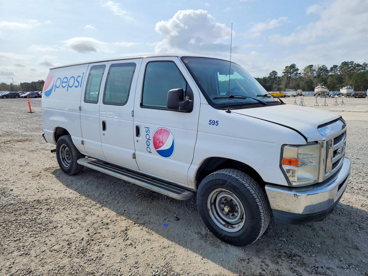 2013 FORD ECONOLINE
