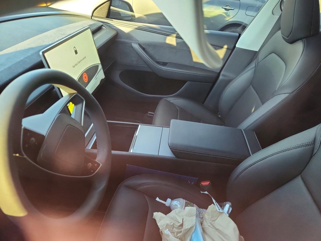 2026 TESLA MODEL Y