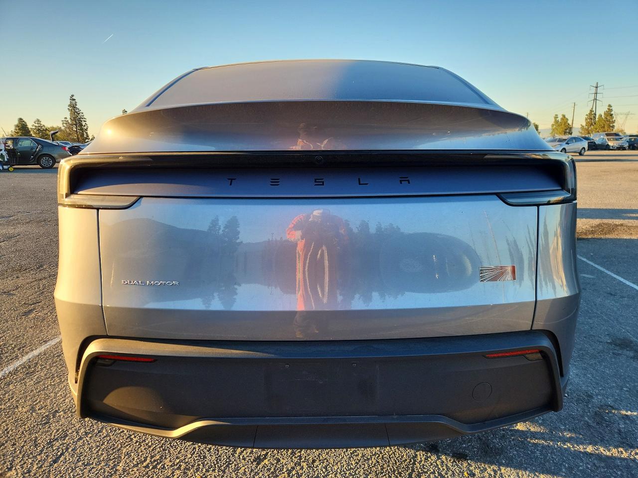 2026 TESLA MODEL Y