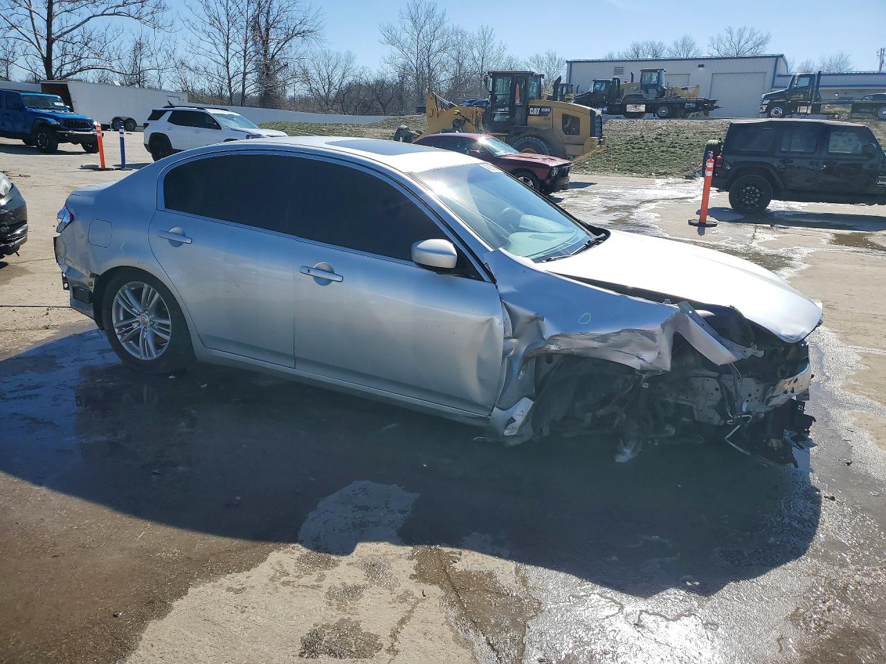 2012 INFINITI G37