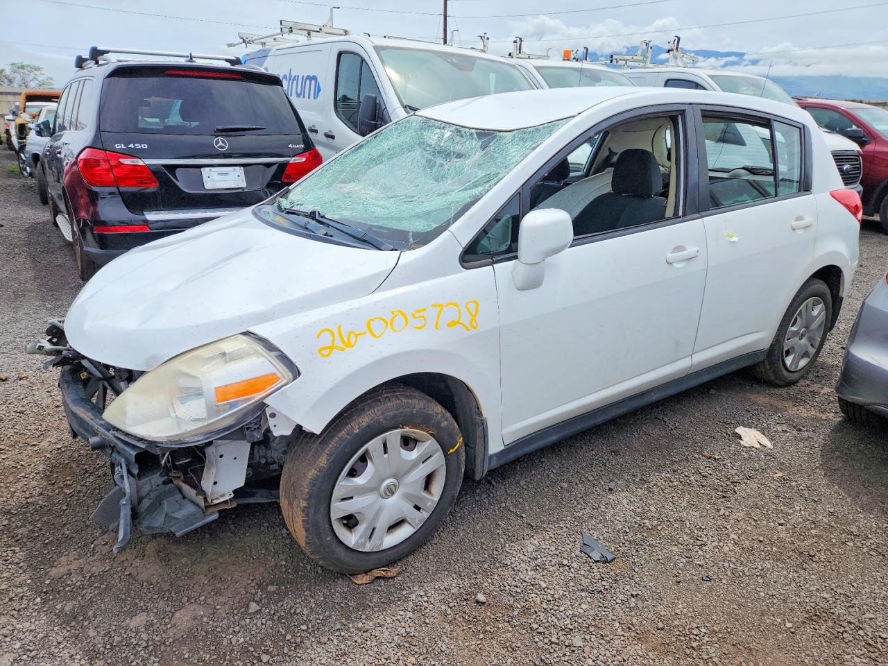 2011 NISSAN VERSA