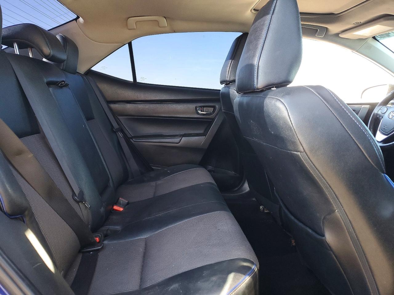 2018 TOYOTA COROLLA