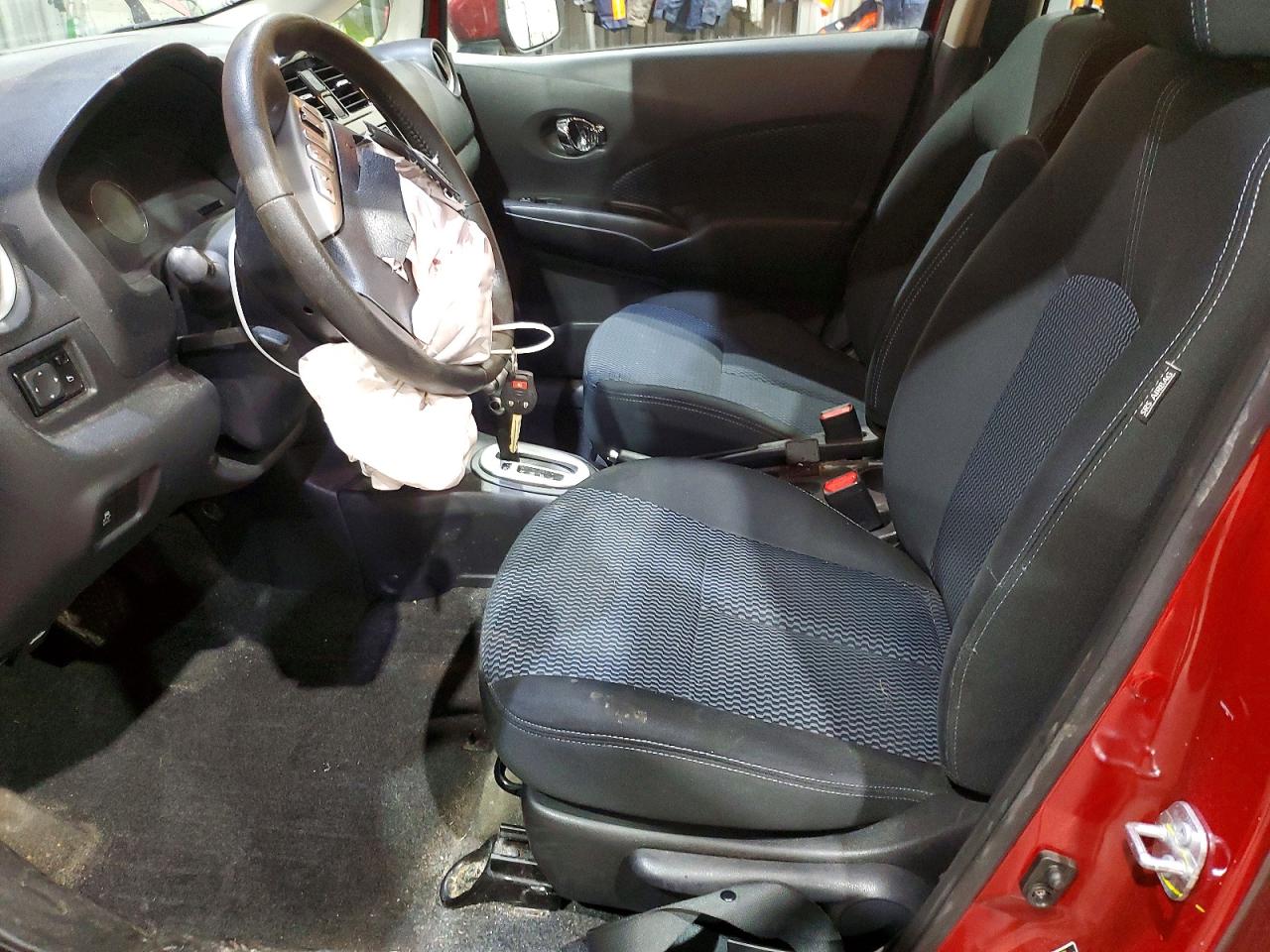 2015 NISSAN VERSA